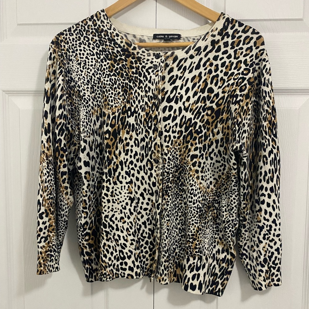 Beautiful 🐆 Animal Print Cardigan
